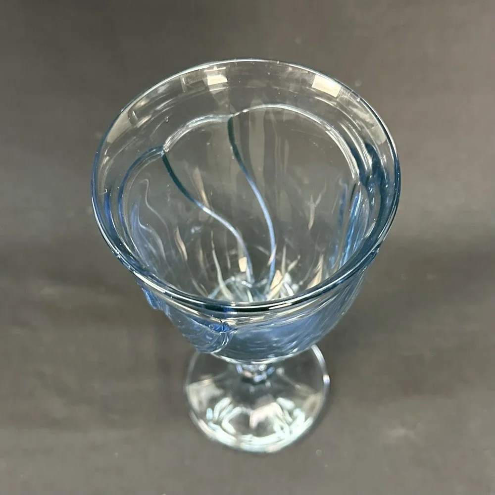 Noritake 'Sweet Swirl  -‎ Light Blue' 7 1/2
